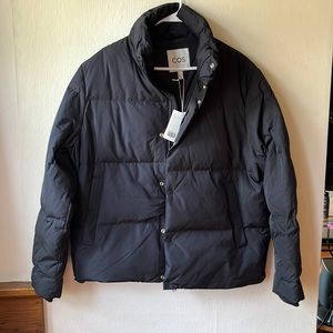 Men’s COS Responsible down jacket.